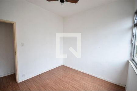 Quarto 1 de apartamento para alugar com 3 quartos, 90m² em Grajaú, Rio de Janeiro