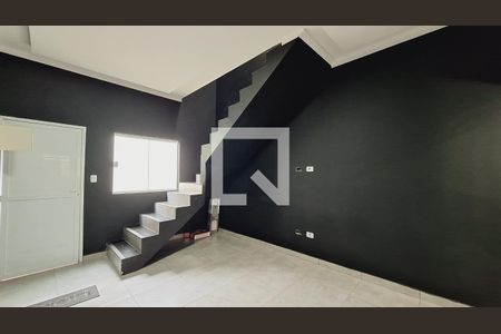 Sala de casa para alugar com 2 quartos, 50m² em Vila Sônia, Praia Grande