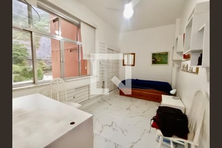 Quarto 1 de apartamento à venda com 4 quartos, 105m² em Copacabana, Rio de Janeiro