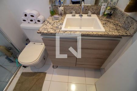 Apartamento à venda com 79m², 2 quartos e 1 vaga Apartamento à venda com 79m², 2 quartos e 1 vagaBanheiro da Suíte