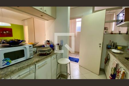 Cozinha de apartamento à venda com 3 quartos, 152m² em Santa Lúcia, Belo Horizonte