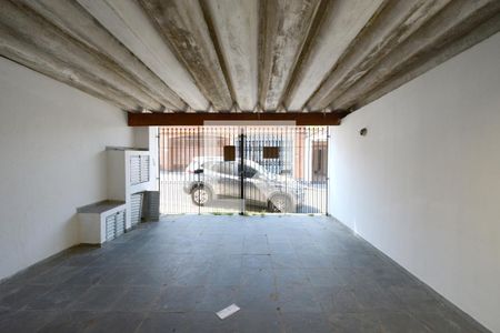 Vista da Sala de casa à venda com 4 quartos, 140m² em Jardim Ernestina, São Paulo