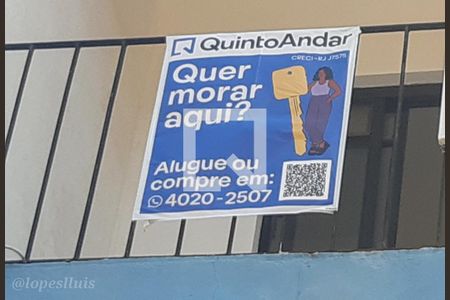 Placa de apartamento à venda com 2 quartos, 52m² em Taquara, Rio de Janeiro