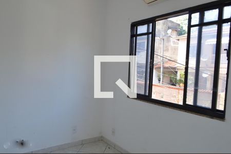 Quarto 1 de apartamento para alugar com 2 quartos, 52m² em Taquara, Rio de Janeiro