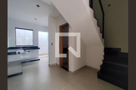 Sala de casa à venda com 2 quartos, 77m² em Ipiranga, Belo Horizonte