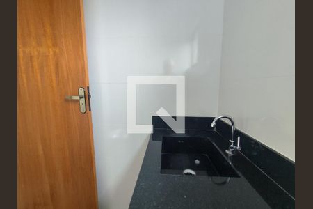 Casa à venda com 77m², 2 quartos e 1 vaga Casa à venda com 77m², 2 quartos e 1 vagaBanheiro Quarto 1