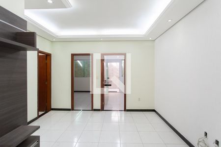 Sala de casa à venda com 2 quartos, 90m² em Santa Branca, Belo Horizonte