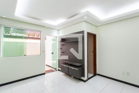 Sala de casa à venda com 2 quartos, 90m² em Santa Branca, Belo Horizonte