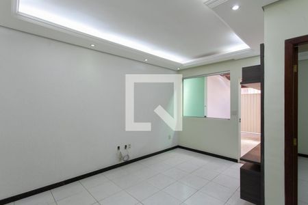 Sala de casa à venda com 2 quartos, 90m² em Santa Branca, Belo Horizonte