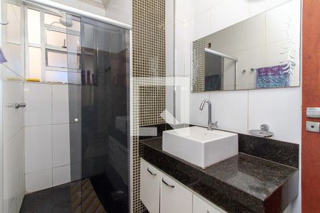 Banheiro de apartamento à venda com 3 quartos, 118m² em Cidade Nova, Belo Horizonte