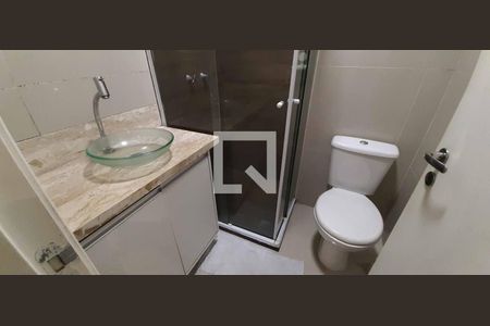 Apartamento à venda com 62m², 2 quartos e 1 vaga Apartamento à venda com 62m², 2 quartos e 1 vagaBanheiro