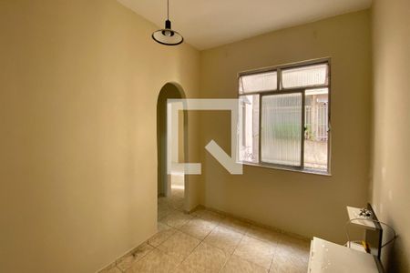 Sala de apartamento para alugar com 1 quarto, 25m² em Santa Teresa, Rio de Janeiro