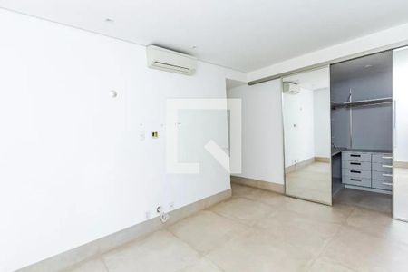 Apartamento à venda com 2 quartos, 112m² em Moema, São Paulo