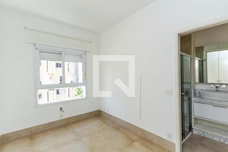 Apartamento à venda com 2 quartos, 112m² em Moema, São Paulo