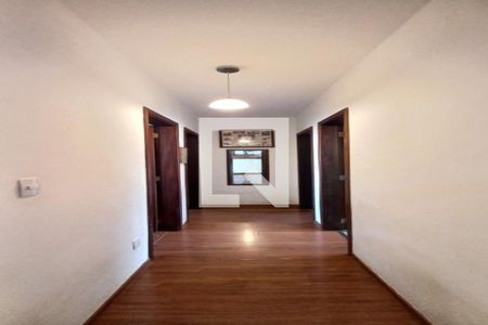 Corredor  de apartamento à venda com 3 quartos, 87m² em Vila Nova, Campinas