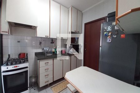 Cozinha  de apartamento à venda com 3 quartos, 87m² em Vila Nova, Campinas