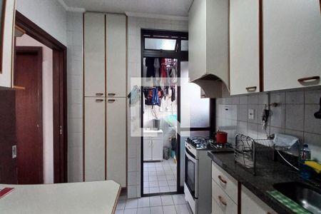 Cozinha  de apartamento à venda com 3 quartos, 87m² em Vila Nova, Campinas