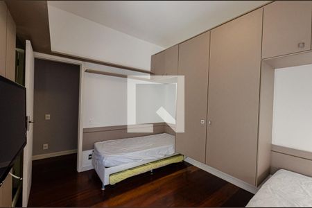 Suite Canadense de apartamento para alugar com 3 quartos, 140m² em Icaraí, Niterói