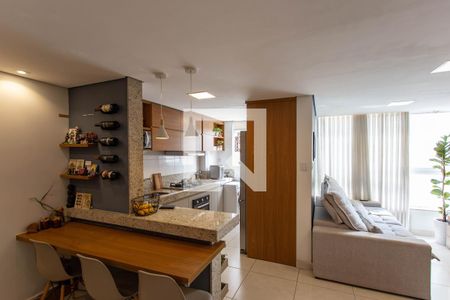 Sala de apartamento à venda com 2 quartos, 63m² em Manacás, Belo Horizonte