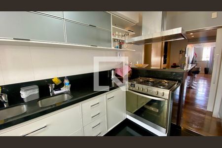 Cozinha de apartamento à venda com 4 quartos, 190m² em São Bento, Belo Horizonte