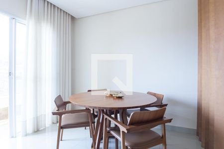 Sala de Jantar de apartamento à venda com 4 quartos, 187m² em Vila Madeira, Nova Lima