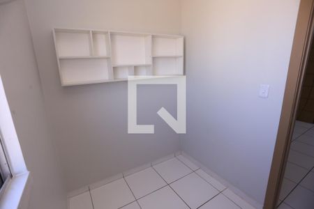 Quarto 1 de apartamento para alugar com 2 quartos, 46m² em Samambaia Sul (samambaia), Brasília