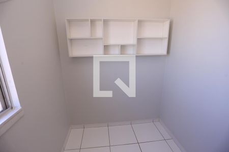 Quarto 1 de apartamento para alugar com 2 quartos, 46m² em Samambaia Sul (samambaia), Brasília