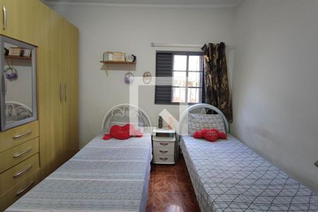 Quarto 2 de casa à venda com 3 quartos, 348m² em Jardim São Pedro, Campinas