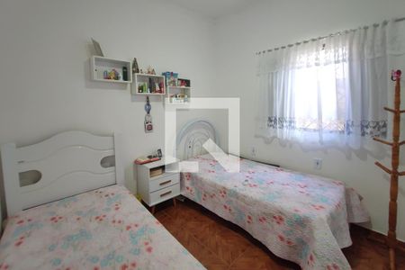 Casa à venda com 348m², 3 quartos e 5 vagas Casa à venda com 348m², 3 quartos e 5 vagasQuarto 3