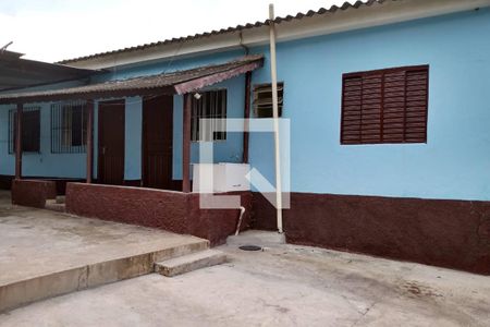 Casa à venda com 348m², 3 quartos e 5 vagas Casa à venda com 348m², 3 quartos e 5 vagasCasa Fundo