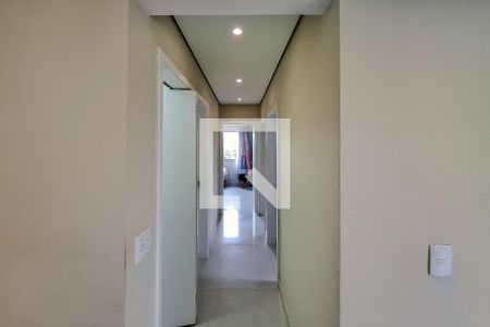 Corredor de apartamento à venda com 3 quartos, 91m² em Vila Monumento, São Paulo