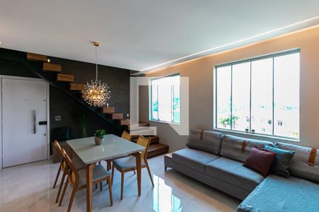 Apartamento à venda com 180m², 3 quartos e 2 vagasSala