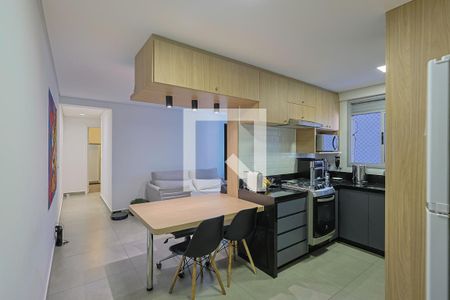 Sala  de apartamento à venda com 2 quartos, 58m² em Savassi, Belo Horizonte