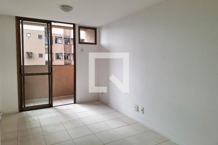 Sala de apartamento à venda com 3 quartos, 63m² em São Lourenço, Niterói