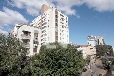 Sala Vista de apartamento à venda com 2 quartos, 75m² em Petrópolis, Porto Alegre