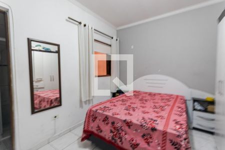 Suíte de casa à venda com 3 quartos, 250m² em Vila Curuçá, Santo André