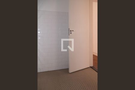 Banheiro de apartamento à venda com 1 quarto, 58m² em Consolação, São Paulo