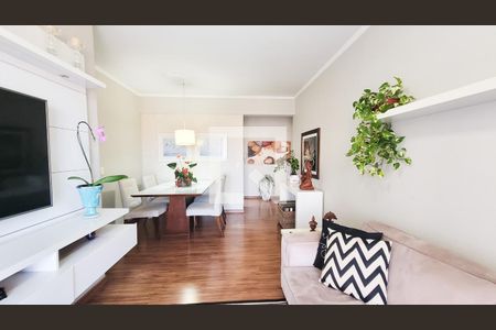 Sala de apartamento à venda com 3 quartos, 66m² em Vila Industrial, Campinas