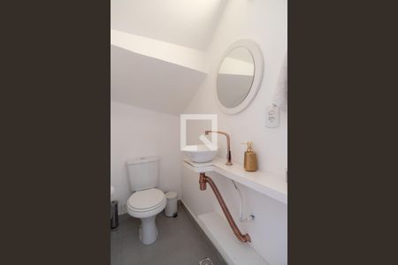 Lavabo de casa de condomínio à venda com 3 quartos, 110m² em Nonoai, Porto Alegre