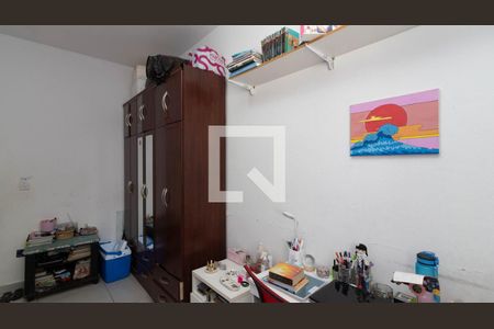 Quarto de casa para alugar com 2 quartos, 98m² em Vila Domitila, São Paulo