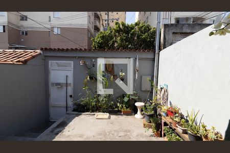 Vista do Quarto de casa para alugar com 2 quartos, 98m² em Vila Domitila, São Paulo