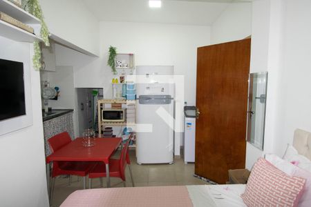 Studio de kitnet/studio para alugar com 1 quarto, 30m² em Parque Duque, Duque de Caxias