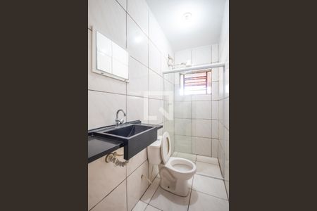 Banheiro de casa para alugar com 1 quarto, 38m² em Vila Menck, Osasco