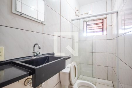 Banheiro de casa para alugar com 1 quarto, 38m² em Vila Menck, Osasco