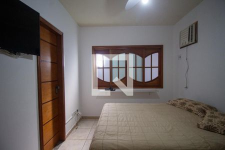 Suíte de casa de condomínio para alugar com 3 quartos, 180m² em Vargem Grande, Rio de Janeiro