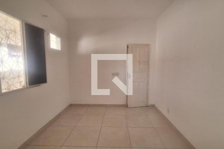 Quarto 2 de casa para alugar com 2 quartos, 90m² em Vila Santa Cruz, Duque de Caxias