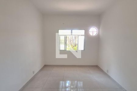 Quarto 1 de casa para alugar com 2 quartos, 90m² em Vila Santa Cruz, Duque de Caxias