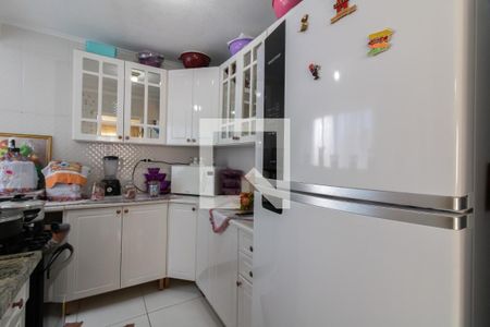 Cozinha de apartamento à venda com 2 quartos, 58m² em Jardim Santa Barbara, Guarulhos