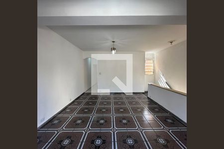 Sala de casa para alugar com 2 quartos, 125m² em Jardim Trussardi, São Paulo