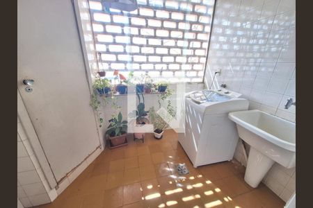 Apartamento à venda com 3 quartos, 100m² em Santo Antônio, Belo Horizonte